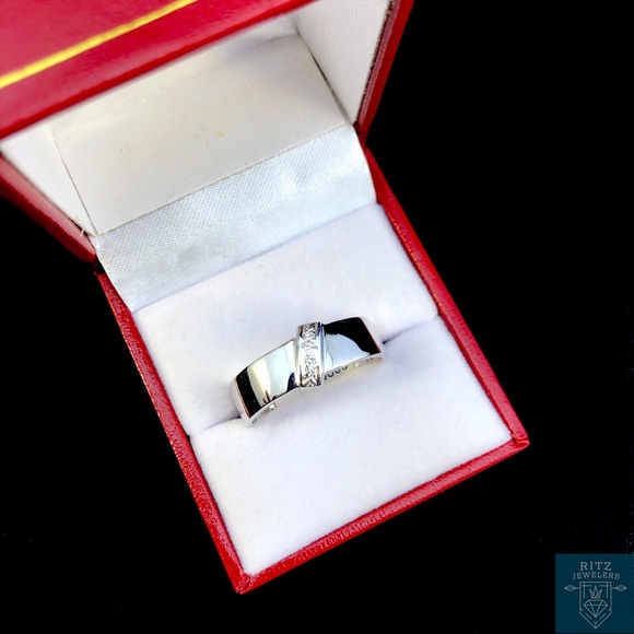 Men’s Diamond Wedding Band (14k)